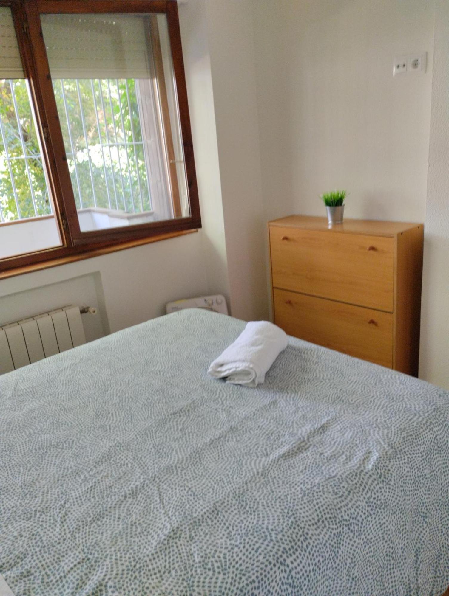 Habitacion Confort En Chamartin Madrid Luaran gambar