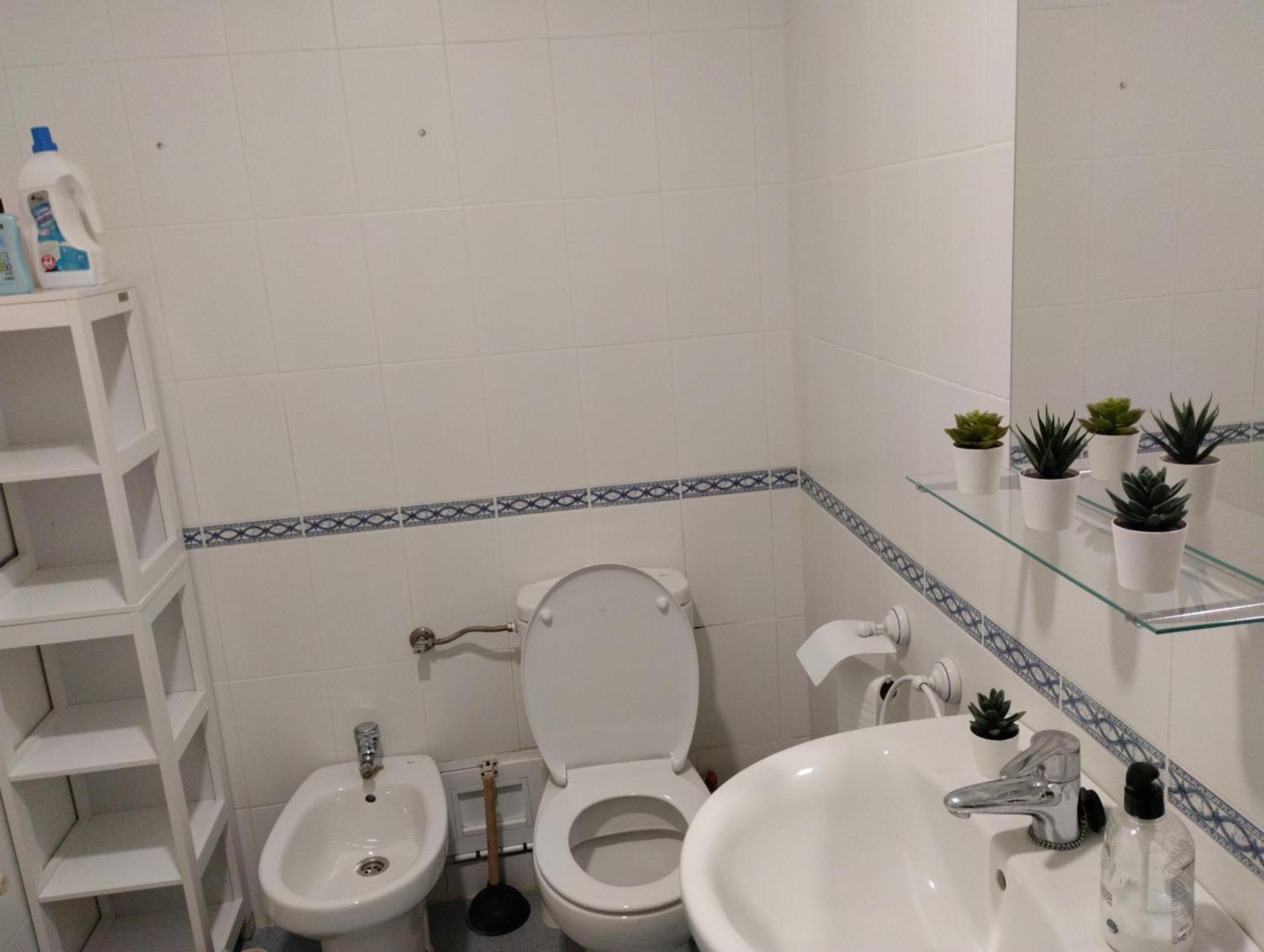 Habitacion Confort En Chamartin Madrid Luaran gambar